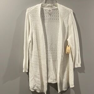 NWT-Women’s XL St. John’s Bay Open White Carrigan